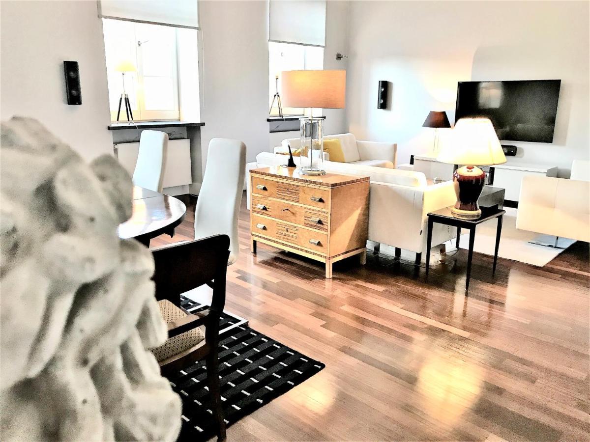 Mondrian Luxury Suites & Apartments Old Town Варшава Екстер'єр фото