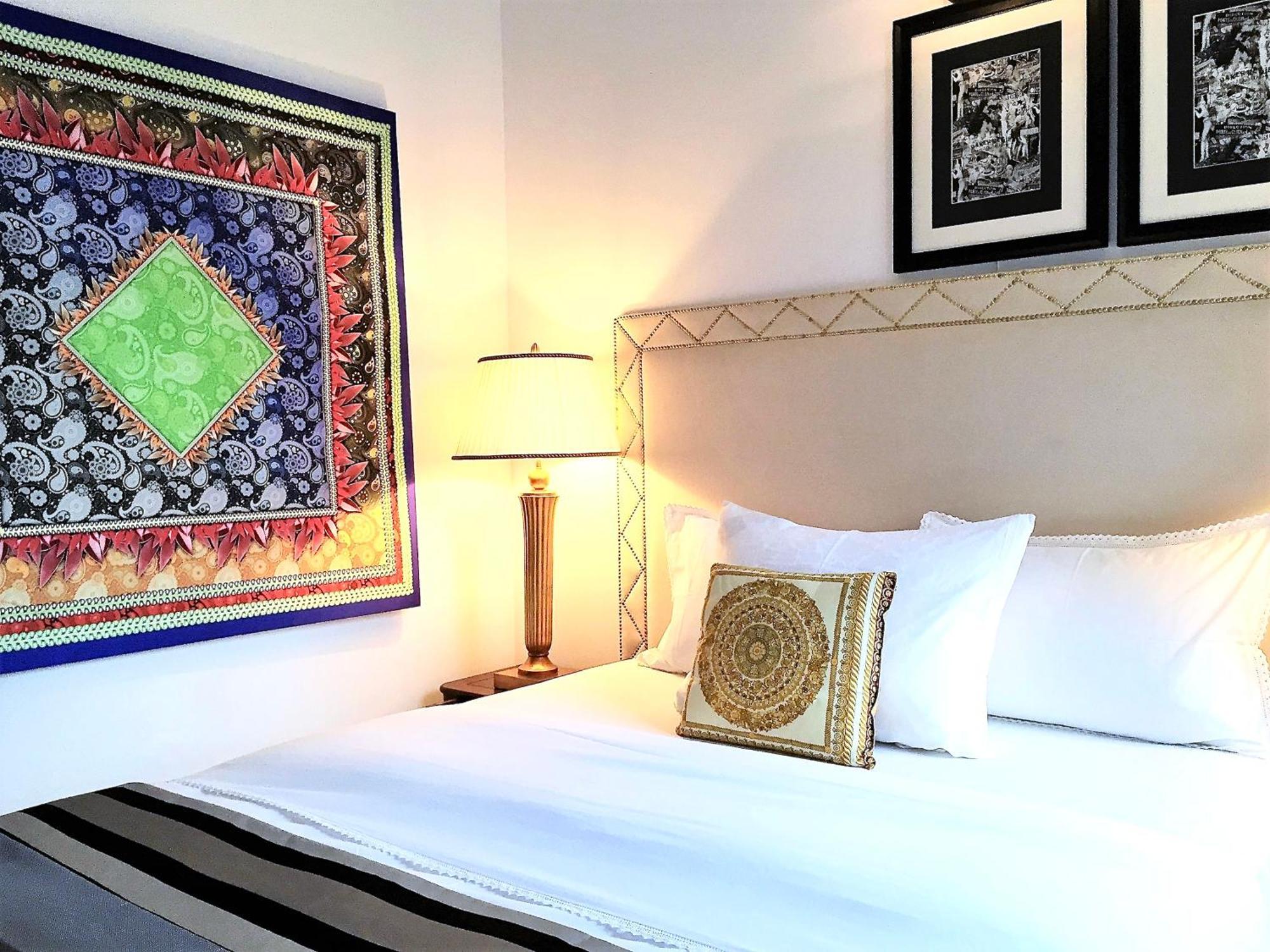 Mondrian Luxury Suites & Apartments Old Town Варшава Номер фото