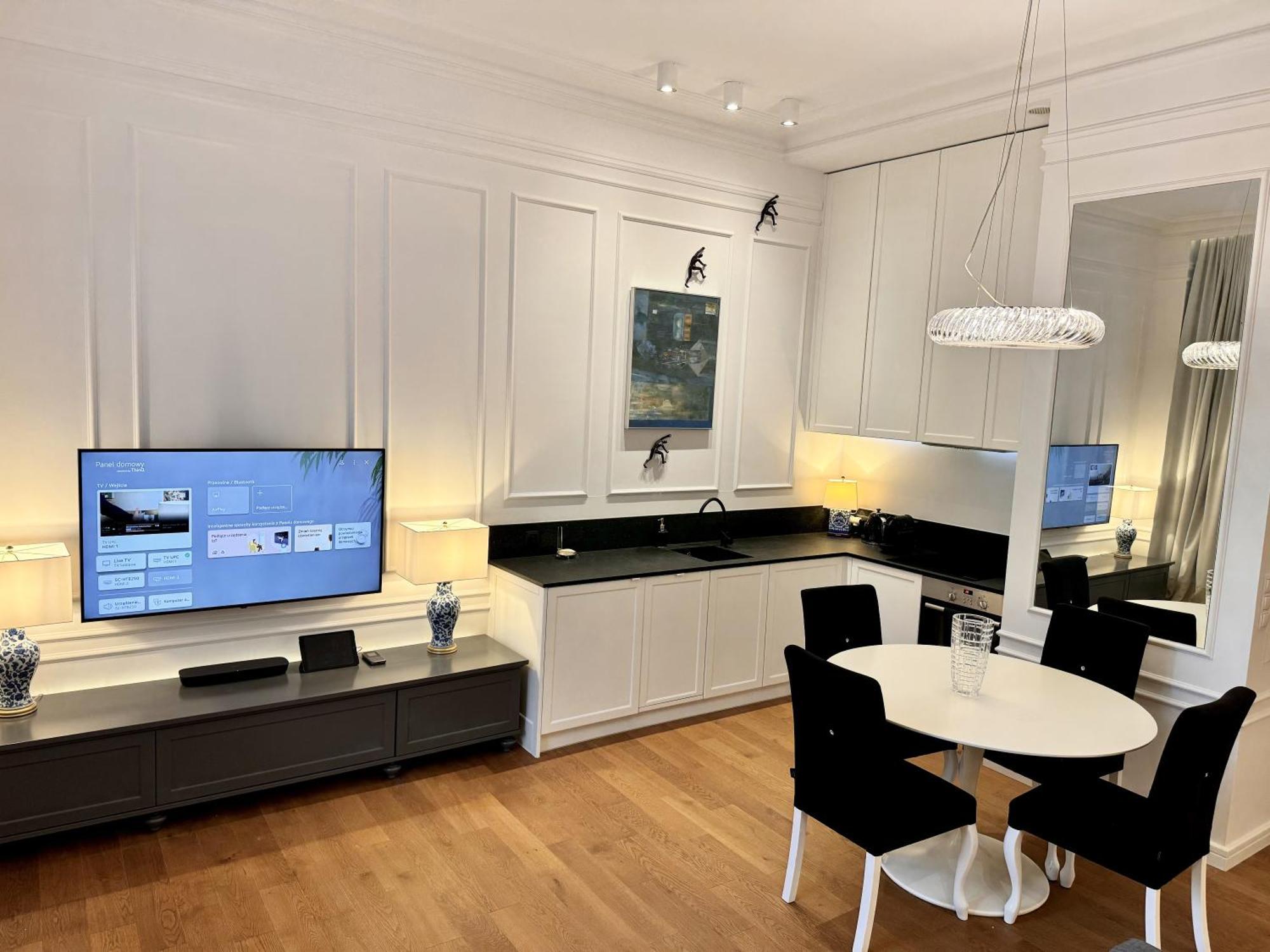 Mondrian Luxury Suites & Apartments Old Town Варшава Номер фото